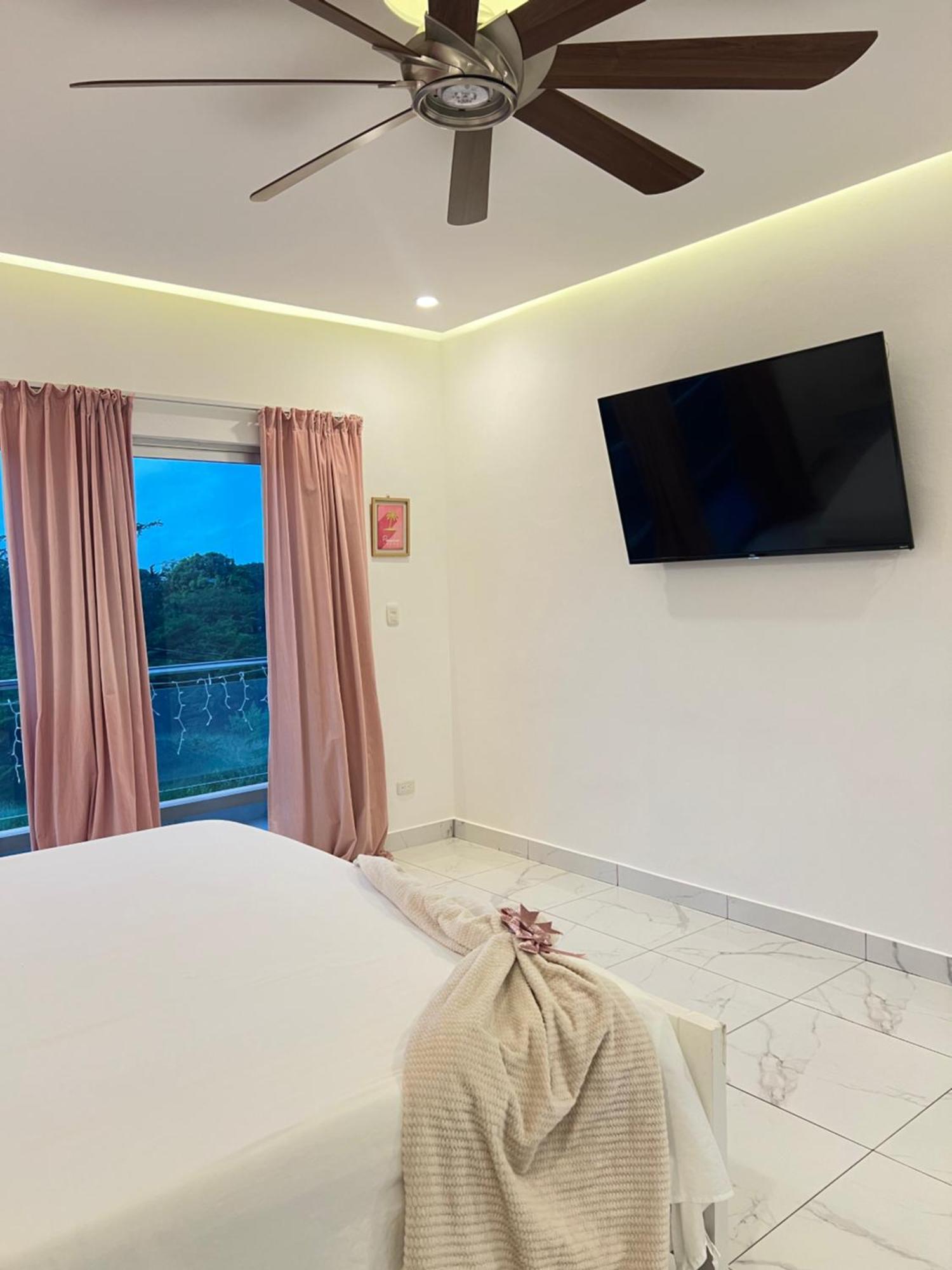 5 Star Villa Minutes From Airport And Beaches Sosúa Kültér fotó